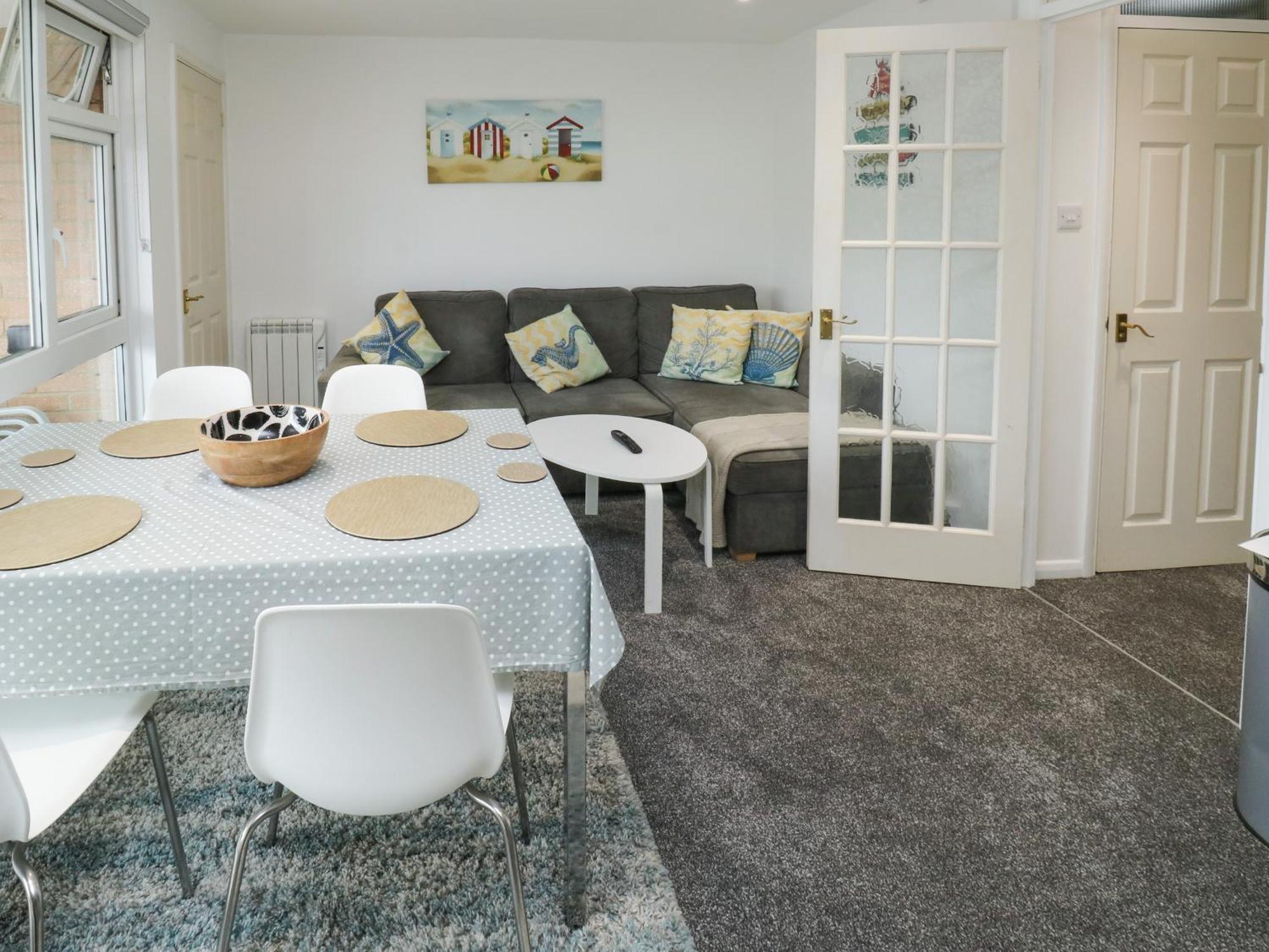 Sunny View Apartment Долиш Екстериор снимка