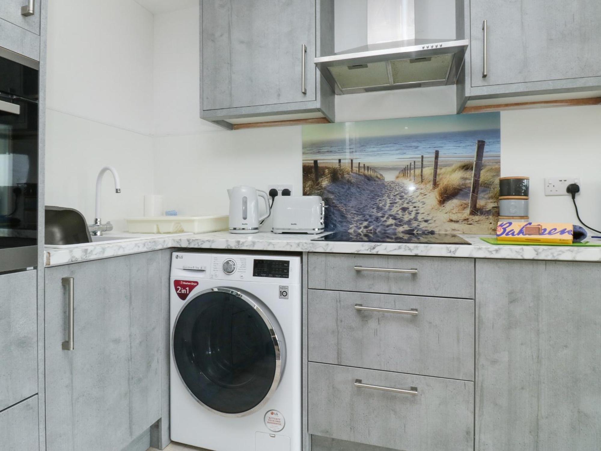 Sunny View Apartment Долиш Екстериор снимка