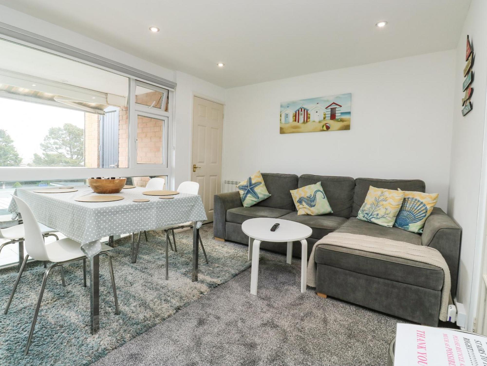Sunny View Apartment Долиш Екстериор снимка